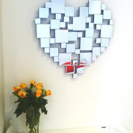 דירה Typical Center *