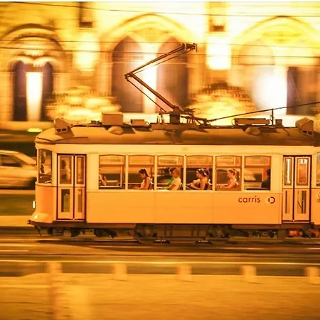 Typical Center דירה *